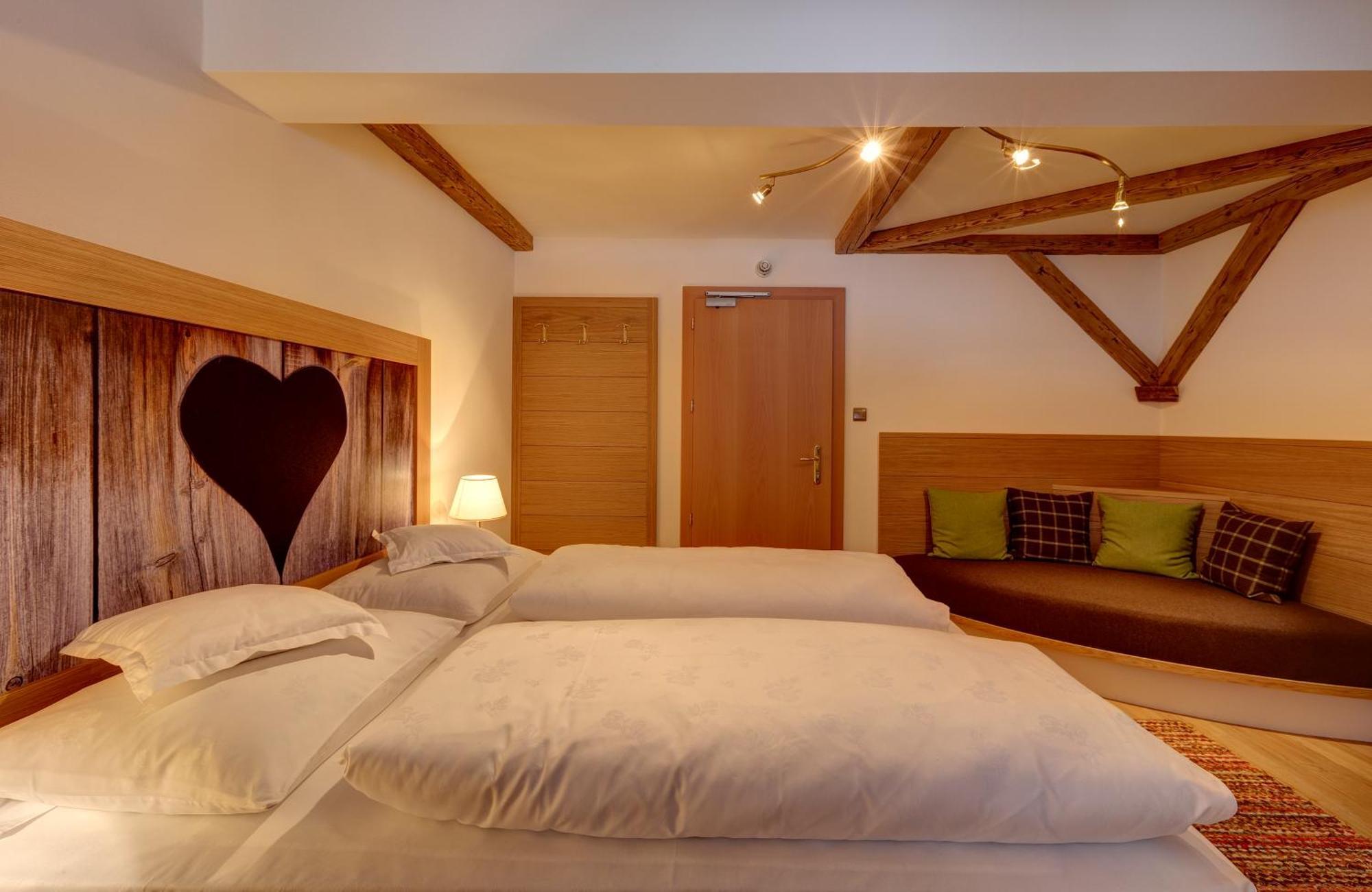 גאיס Hotel Burgfrieden מראה חיצוני תמונה