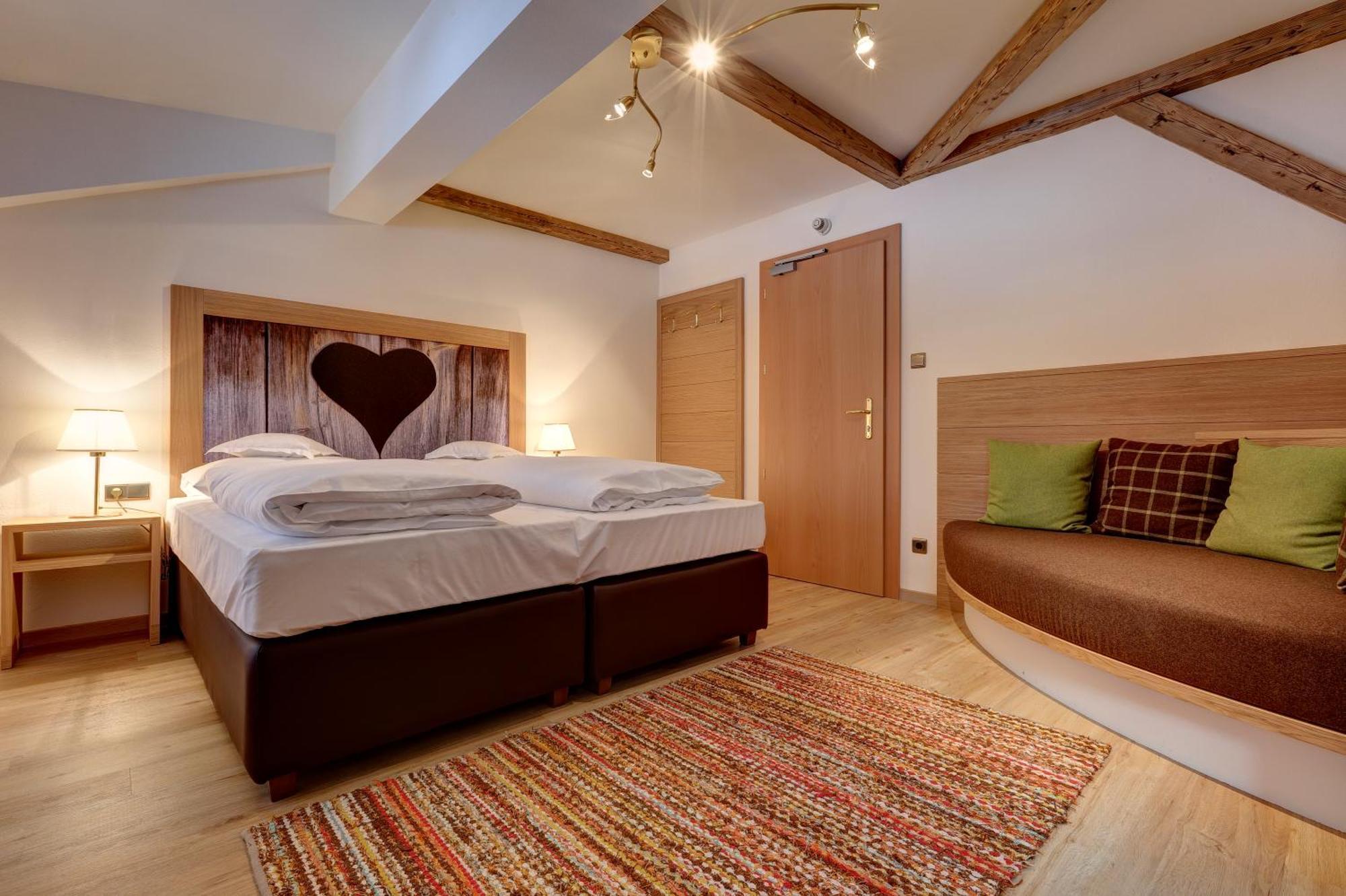 גאיס Hotel Burgfrieden מראה חיצוני תמונה