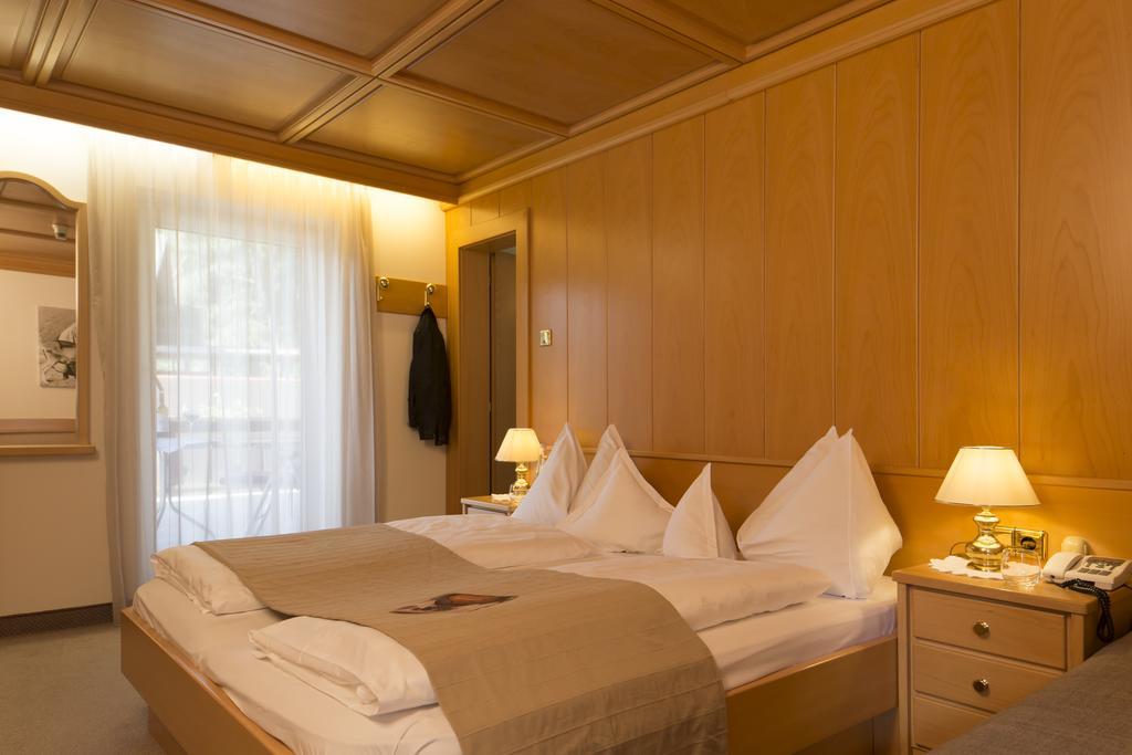 גאיס Hotel Burgfrieden מראה חיצוני תמונה